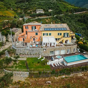 Costa Di Faraggiana Farm stay